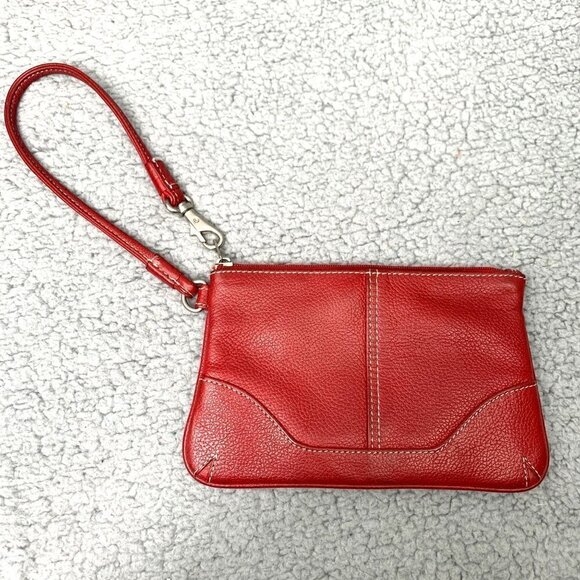 Ili New York Convertible Hobo Wristlet- Red Leather, 6.5" x 4" - Picture 2 of 9